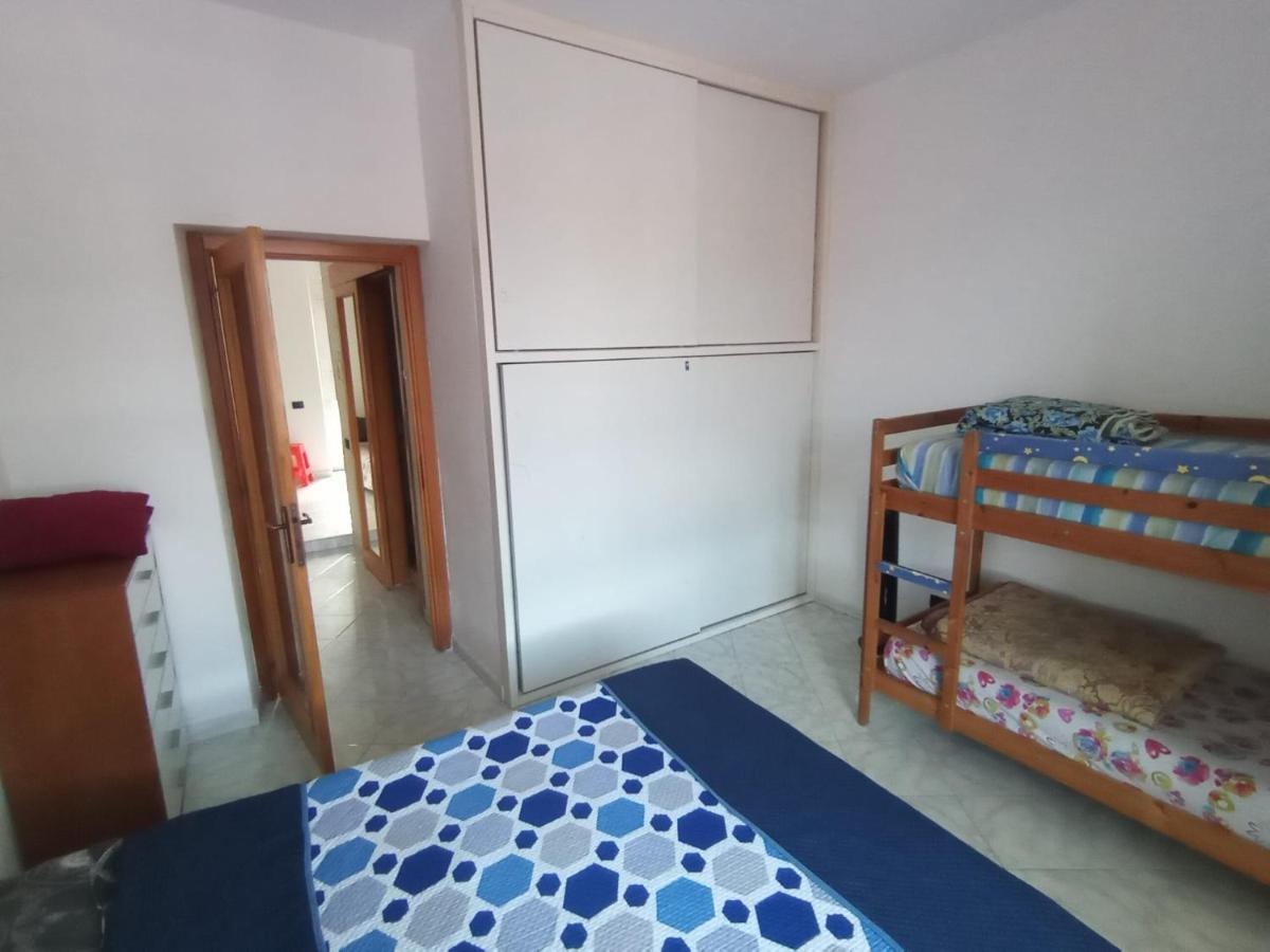 Appartamento Casa Albarosa, 10 Min Walk Train Station, Free Parking. La Spezia Esterno foto